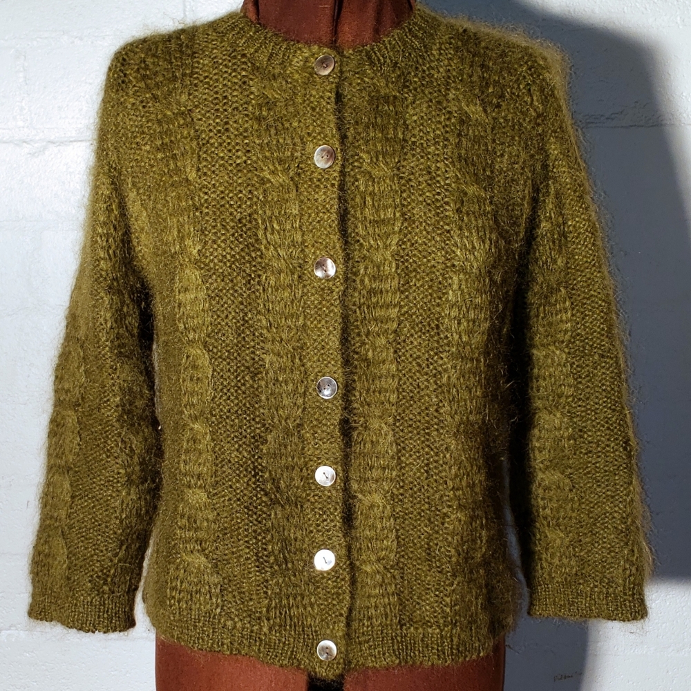 Vintage 50s Selma olive green Mohair sweater 36